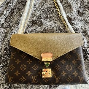 Designer Inspired Shoulder Bag